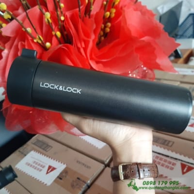 Bình Giữ Nhiệt LockLock khắc logo VSEE JSC làm quà tặng nhân viên