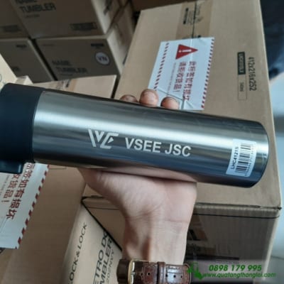 Bình Giữ Nhiệt LockLock khắc logo VSEE JSC làm quà tặng nhân viên