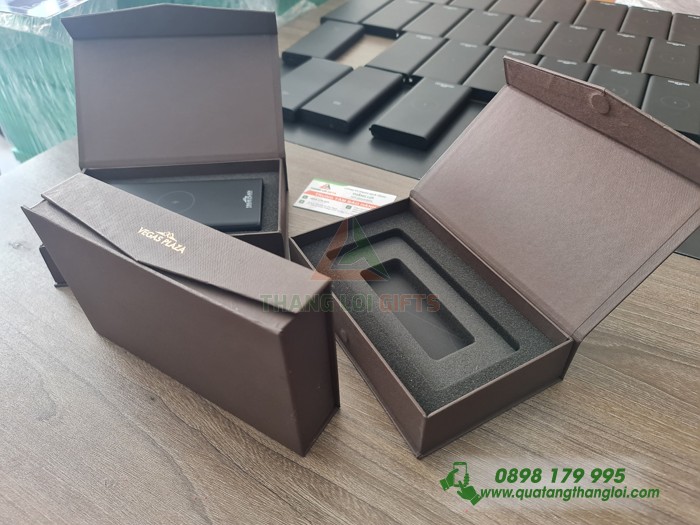 Pin sạc dự phòng XIAOMI in logo quà tặng khách hàng