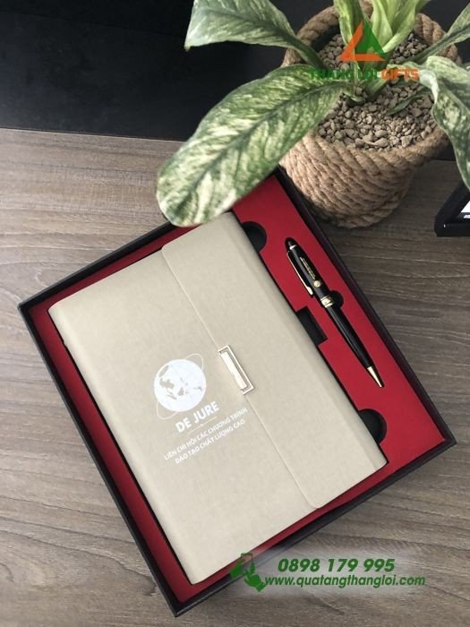 Bo giftset So tay & But ky - In khac theo yeu cau