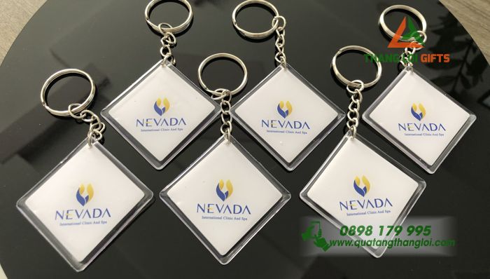 Moc Khoa Nhua - In Logo 2 Mat NEVADA
