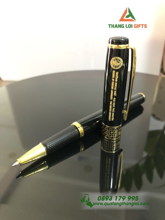 Hộp quà tặng bút ký kim loại tổ ong – Khắc logo trường DH Thái Nguyên