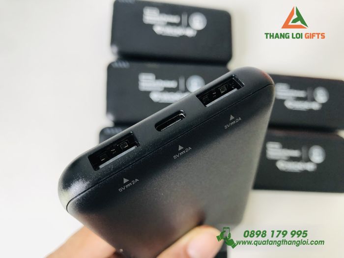 Pin sạc dự phòng WP161 Màu đen – Dung lượng 10.000mAh – In ấn logo MÁY CHỦ VIỆT