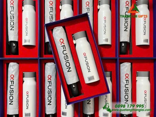 GST 72 – Bộ Quà Tặng In Logo (Bình giữ nhiệt & Dù cầm tay)