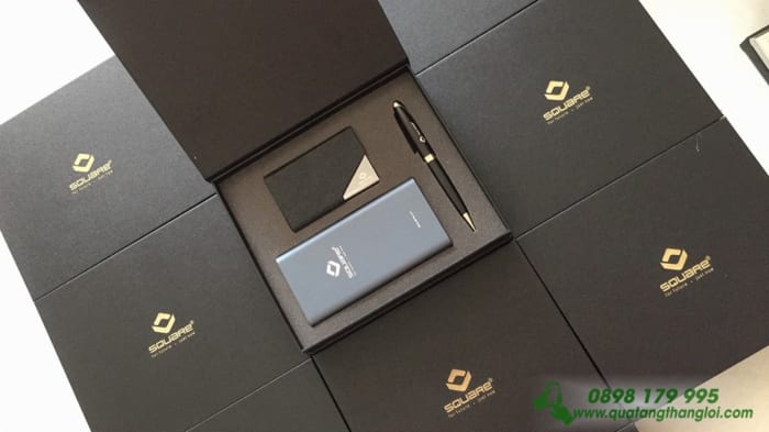 GST 07– Bộ Quà Tặng - Giftset 4 món (Hộp Namecard+Sạc dự phòng+ Bút) (Sao chép)