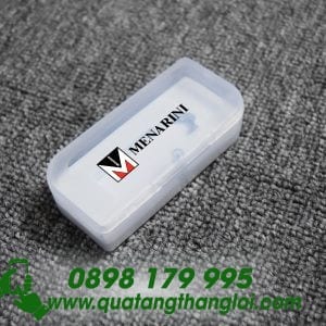 UHT 08 - Hop USB nhua nap mo in an logo qua tang nhan vien