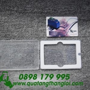 UHT 09 - USB Hop nhua in khac logo qua tang khach hang