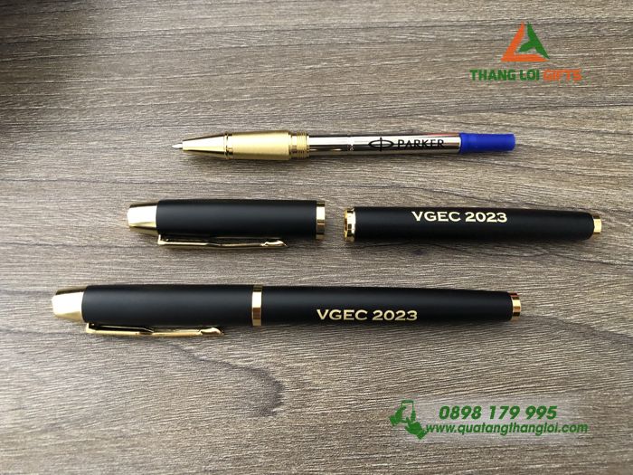 Bộ quà tặng Hộp bút ký kim loại cao cấp Parker – Khắc Logo VGEC2023