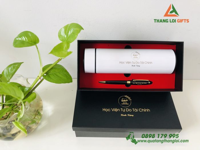 Giftset (Bình & Bút) – In Khắc Logo Học Viện Tự Do Tài Chính