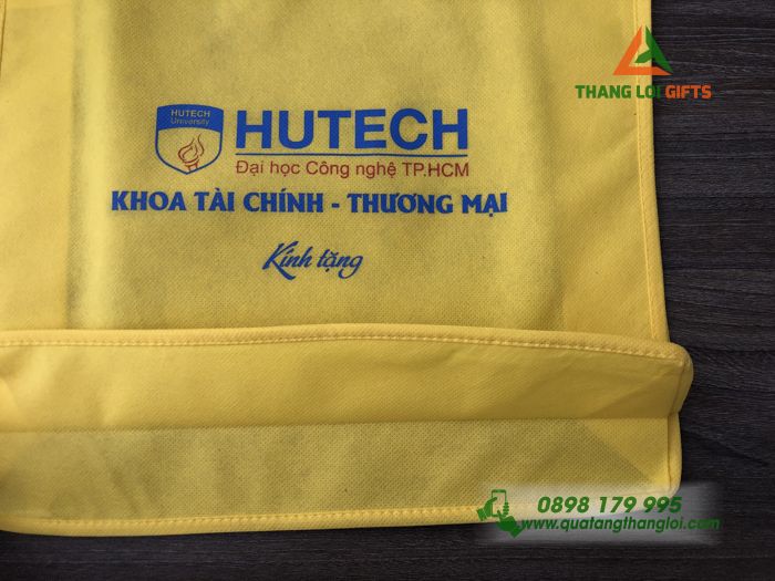 Túi vải không dệt – In logo Trường DH HUTECH