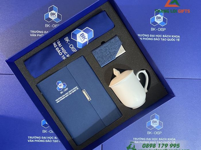GST 64 – Bộ Quà Tặng Cao Cấp (Sổ, Hộp đựng Namecard, Túi vải & Ly Sứ) In Logo Theo Yêu Cầu